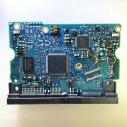 Hitachi hard disk circuit board / 220 0A90379 01 / 0J21731, 0J24459, 0J21750, 0J21710 / HUS724020ALA640
