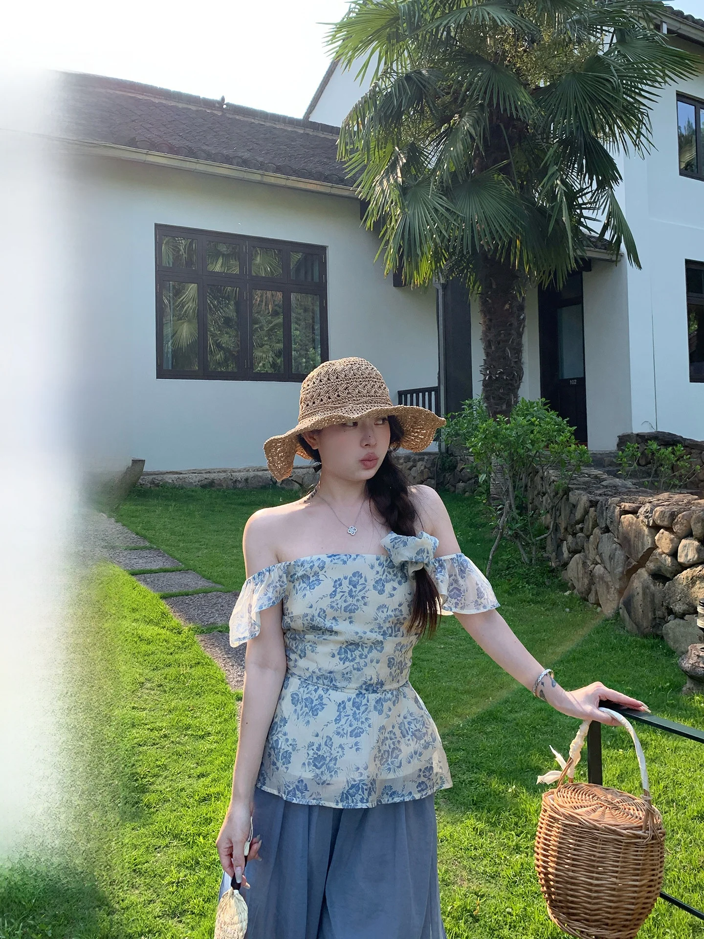 

Летний тонкий шелковый топ Evnsle с цветочным принтом, на одно плечо, с завышенной талией, женский, с коротким рукавом, защита от УФ-излучения