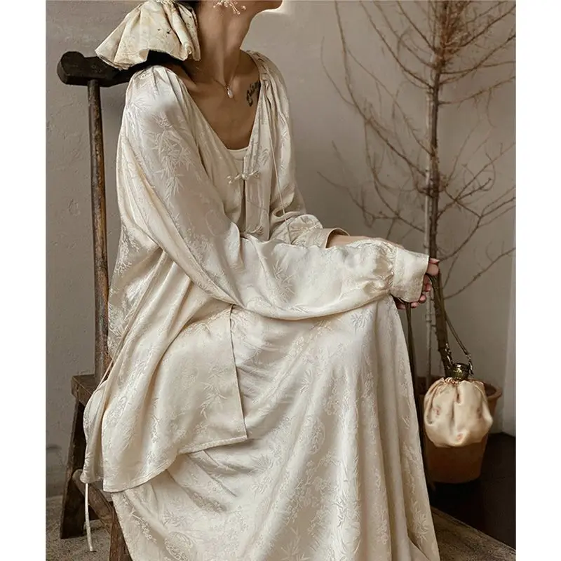 

Elegant Chinese Style Dress 2025 New Autumn Tea Ceremony Outfit Women's Loose Boho Maxi Dress with Zen Embroidery