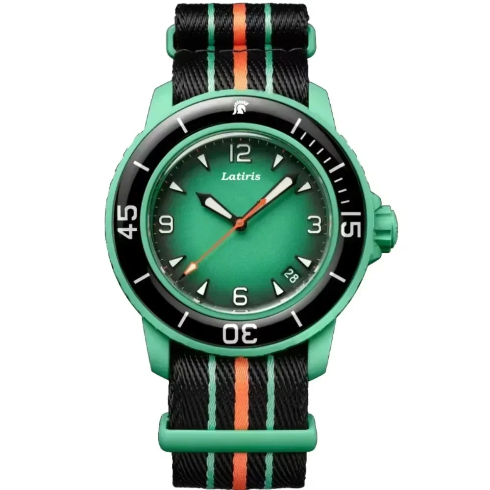 

2025 Новейшие популярные совместные кварцевые часы, мужские часы, роскошные часы