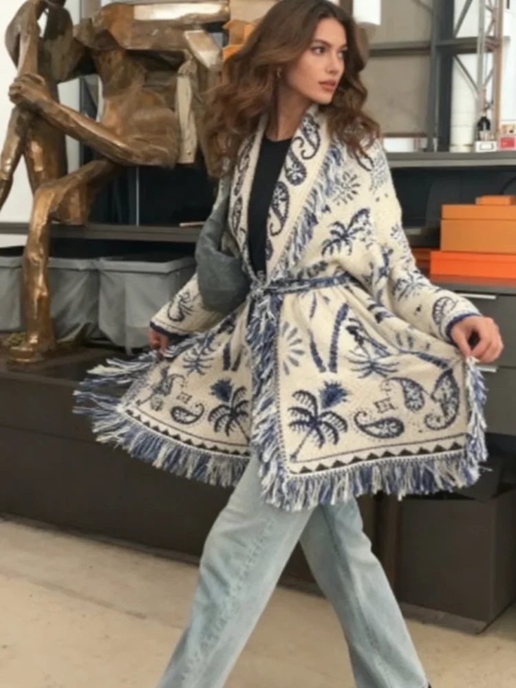 

Женский кардиган с кисточками в стиле пэчворк и принтом, модный свободный трикотаж с v-образным вырезом и длинными рукавами, женские осенние уличные кардиганы для поездок на работу