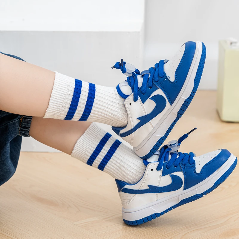 Calcetines deportivos de algodón 100% para niños y niñas, medias de tubo para estudiantes, estilo japonés, color blanco y negro, 1 par, para las cuatro estaciones