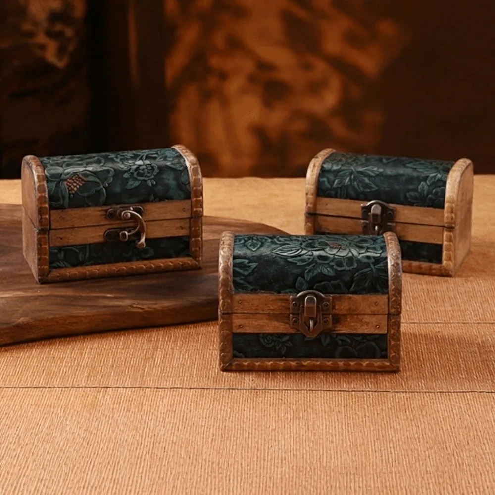 

Миниатюрный деревянный сундучок для сокровищ в винтажном стиле с металлическим замком, декоративная шкатулка для украшений, секретное хранилище