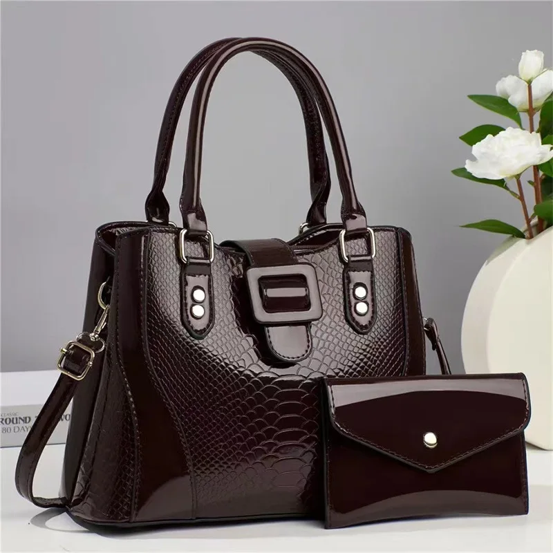 Bag women's large-capacity handbag 2024 new soft leather casual shoulder bag for mother-in-law retro temperament tote bag