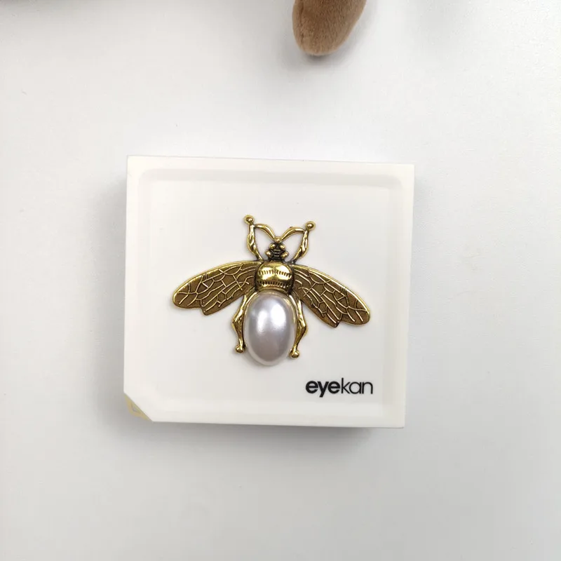 المحمولة مطعمة حجر الراين النحل نمط عدسات لاصقة حافظة صغيرة صندوق تخزين السفر للنظارات عدسة صندوق تخزين اتصال صغير B2