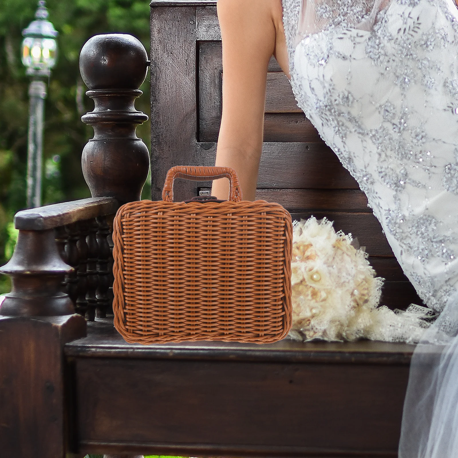 

Simulated Rattan Storage Box Retro Large Capacity Handwoven Case Lockable Vintage Style Organizer Decorative Storage Holder