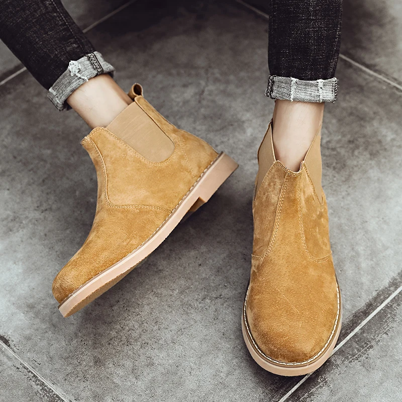 2024 British Style Retro Chelsea Boots Men Brand Comfortable Fashion Leather Ankle Men Comfortable Suede Pointed Chelsea Boots