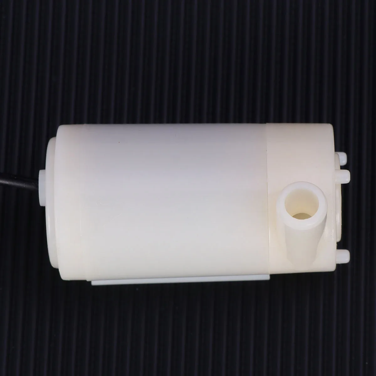 

Usb 1M Cable Micro Water Mini Submersible Pump Fountain Aquarium Spout Hydroponic System Fish Turtle Friendly White Horizontal