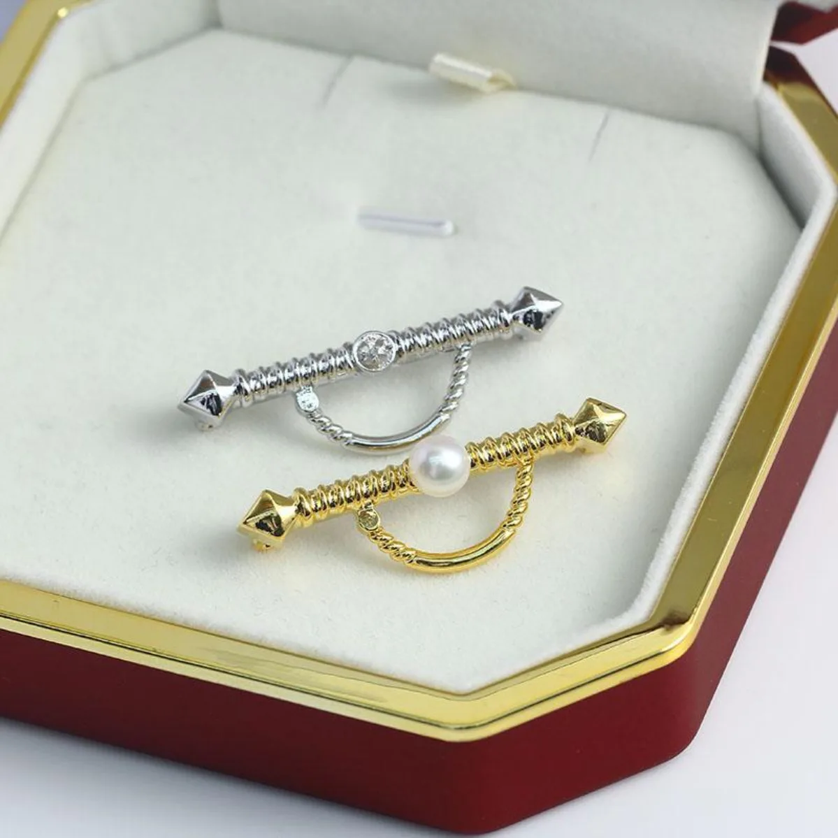 Brass Gold Plated Linear Spiral Brooch Setting, Smooth Surface Pin, DIY Pearl Corsage Jewelry Making Supply