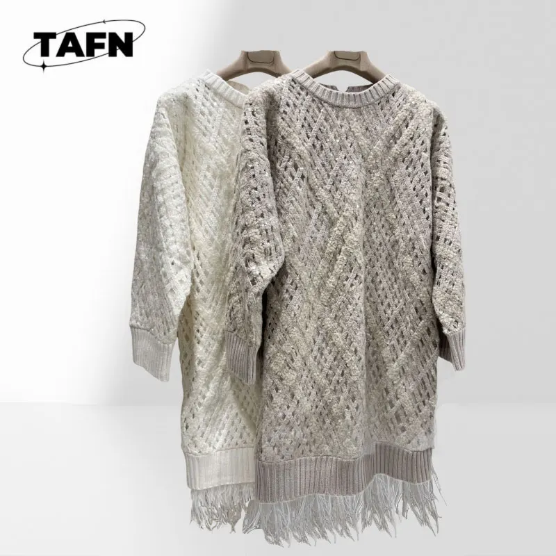 Women's Autumn Coat with Adjustable Waist Classic Sweater for Women, Soft Wool Blend for Warmth and Comfort AK0921