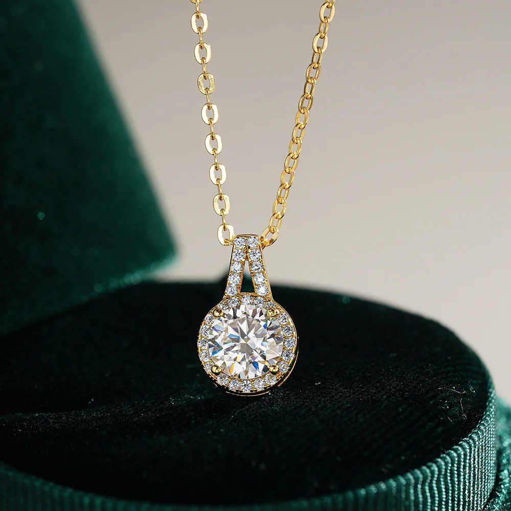 

Round Collarbone Chain 18K Gold Inlaid Pendant Moissanite Necklace Fashionable Ladies Platinum PT950 Diamond Necklace