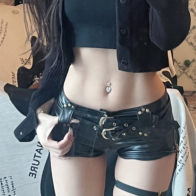 2024 New Spice Girl Y2K Low Waist A-Line Super Shorts Leather Belt Mini Trousers Female Slim Hip Lift Women Sexy Nightclub Pants