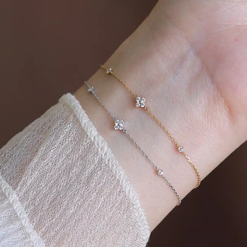 

CCFJOYAS 925 Sterling Silver Mini four-petal Small Flower Zircon Bracelet for Girl Fine Hand Jewelry Gift for Girlfriend