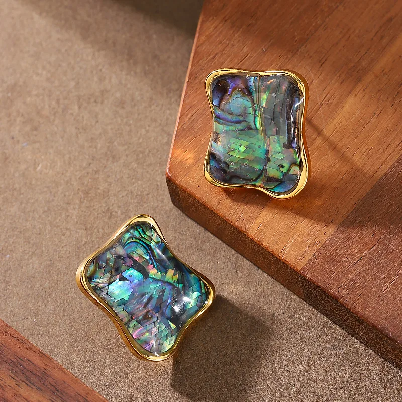 

Fashionable, gentle, small, fragrant, irregular, natural abalone and shell geometric earrings, high-end and atmospheric earrings