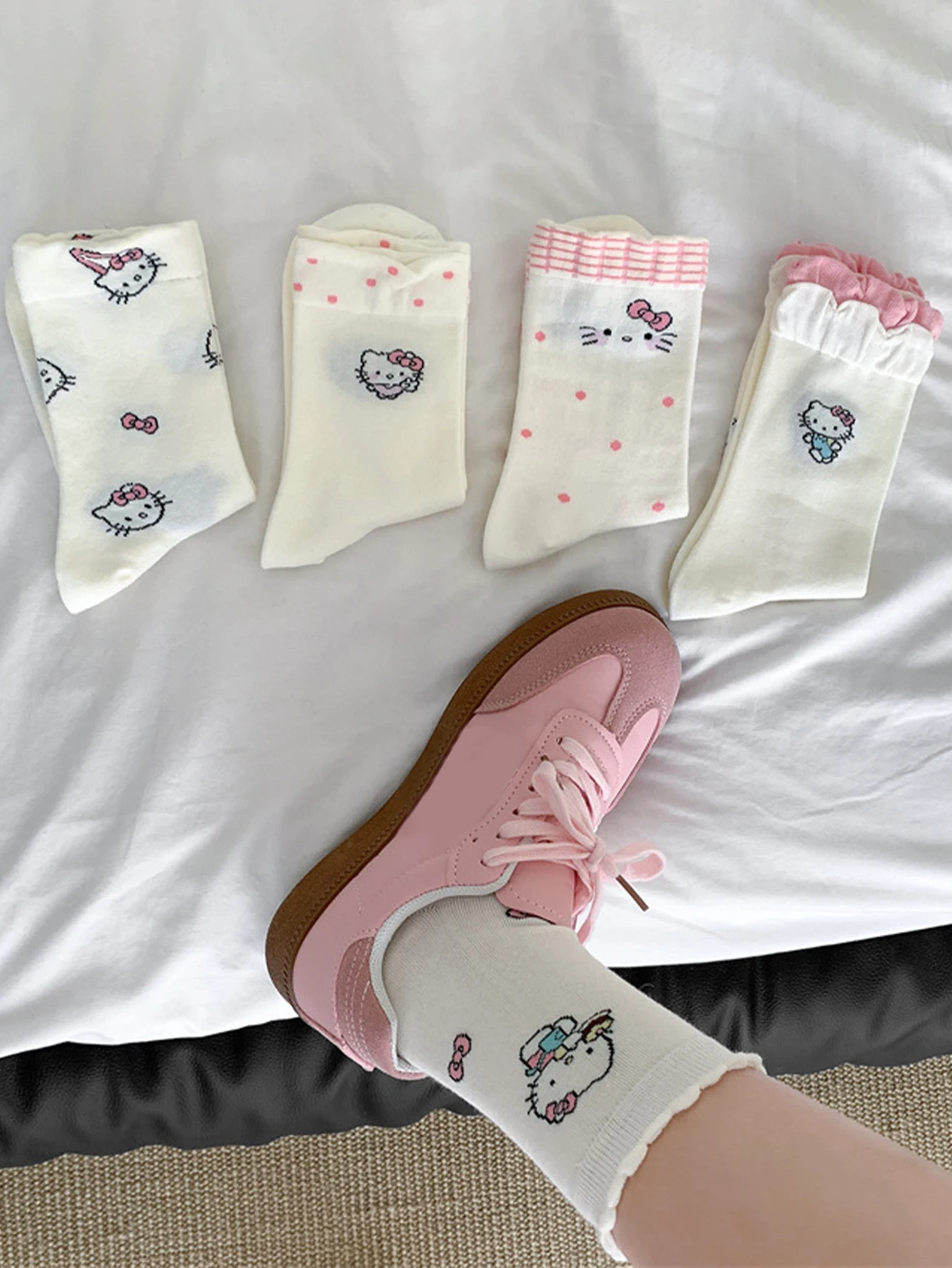 5/10 /15Pairs random of miniso  version Academic style sanrio Cartoon pattern Hello Kitty Cute and sweet Women's Mid-Calf Socks image 3