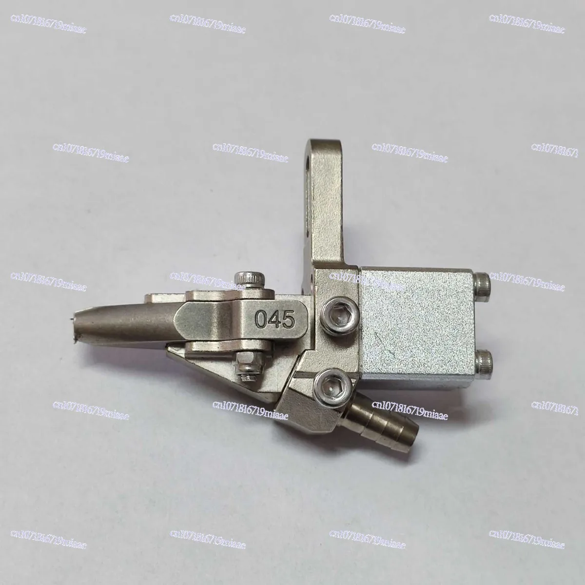 Accessories: Screw machine nozzle handheld push-pull clamp chuck