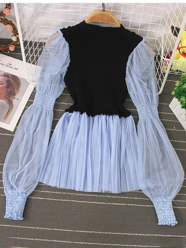 Early Spring Summer New Round Neck Blouse Women Pleated Lantern Sleeve Stitching Hedging Knitted Blusa Lace Shirt C796