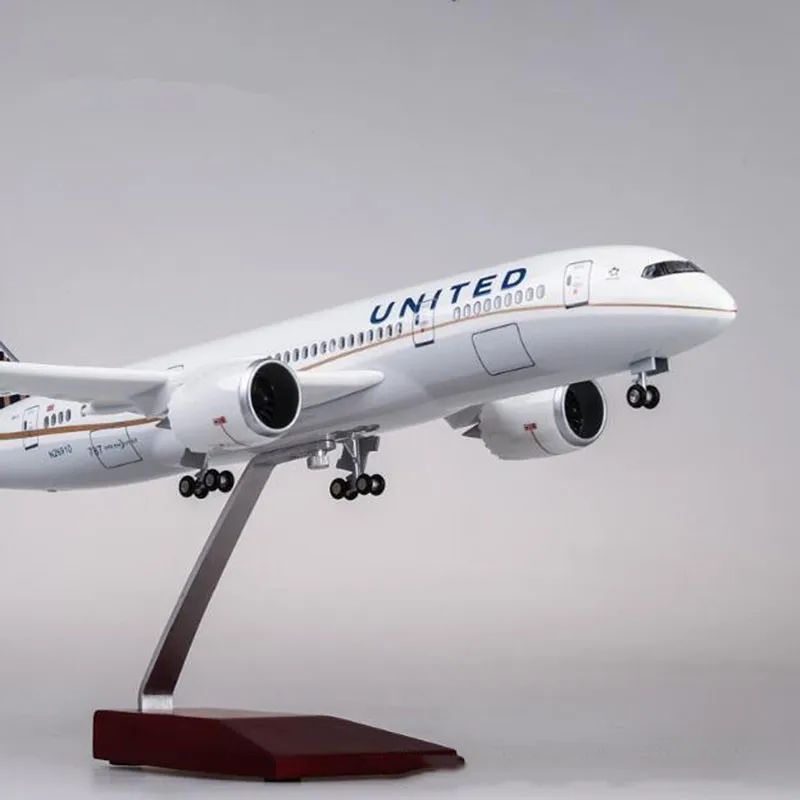 

Масштаб 1:130, литые под давлением 43 см модели United Airlines, Боинг B787, полимерный самолёт для самолета с быстрой отображением колес для взрослых