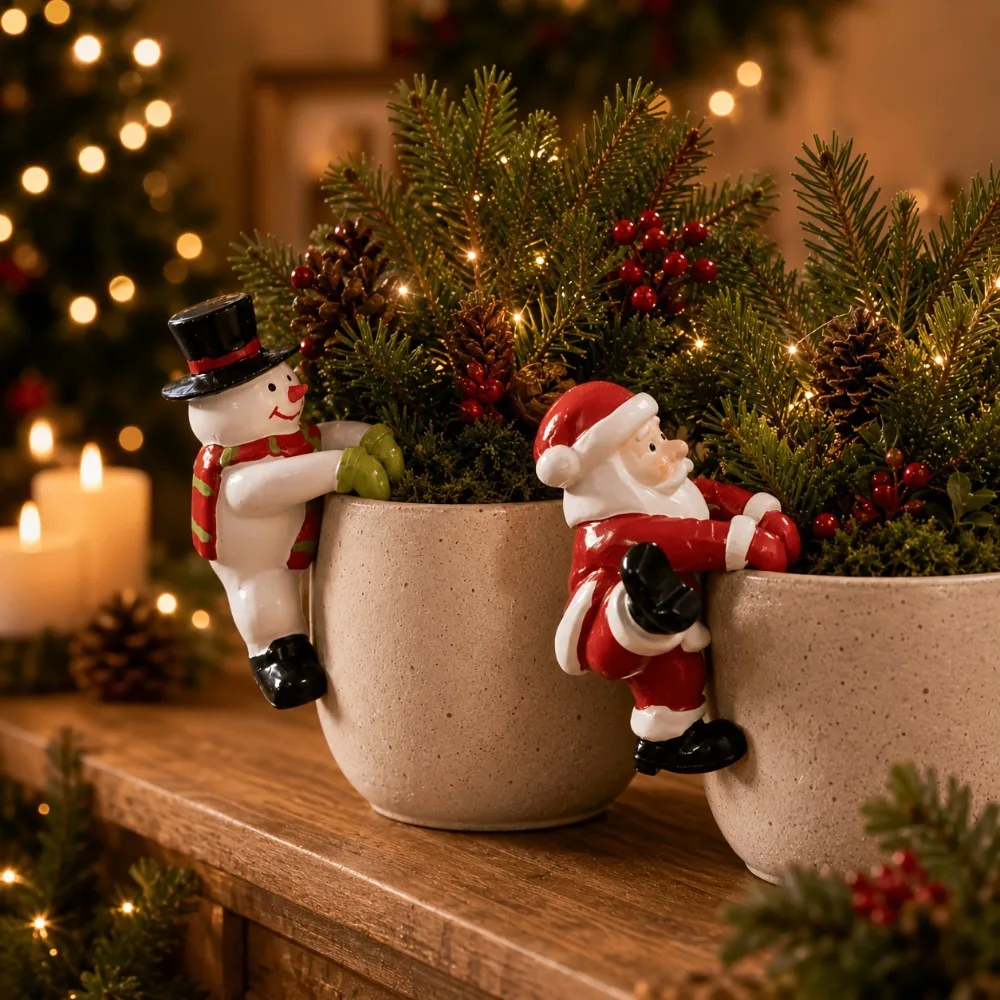 Santa Claus Resin Flower Pot Hangings Cute Funny Small Climbing Figurines Handmade Snowmen Garden Decoration Festival