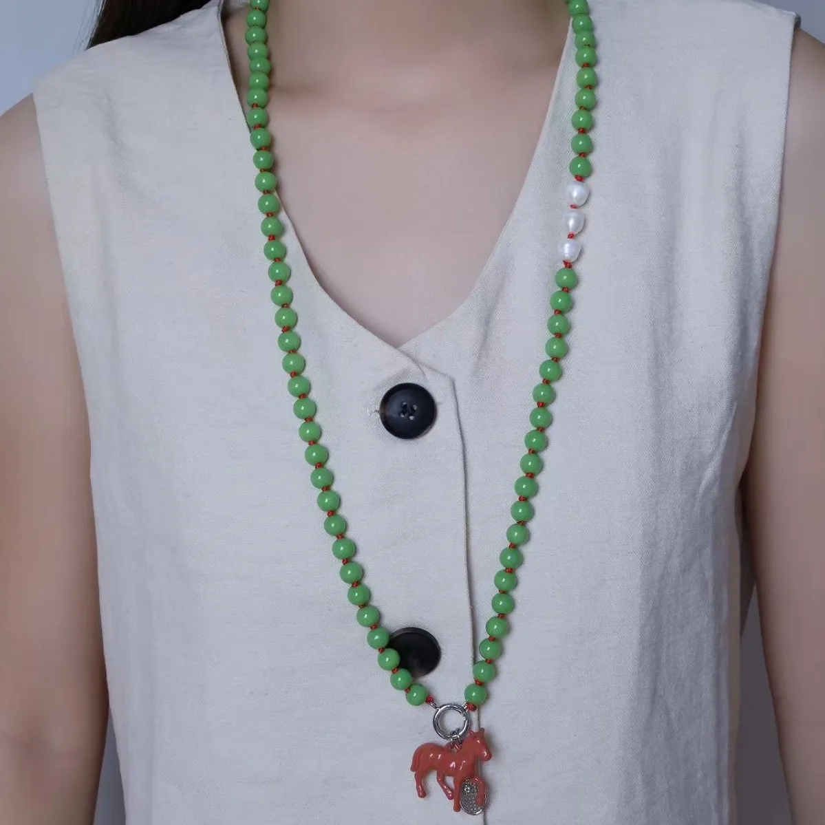 

Jenny&dave Summer Dopamine Colored Enamel Horse Pendant, Japanese And Korean Collarbone Chain Jewelry Necklace Necklaces