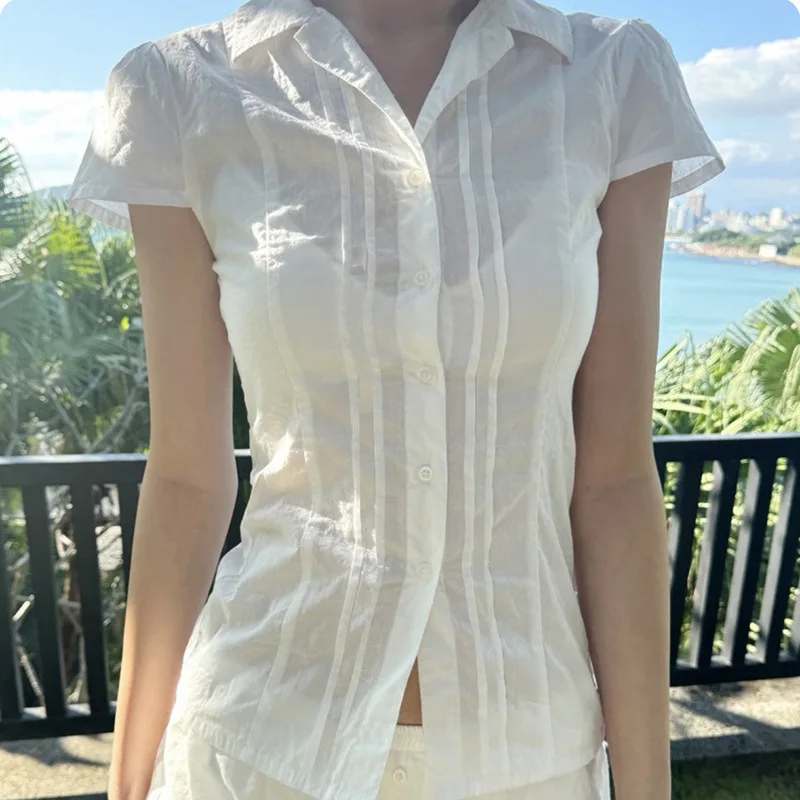 

Lapel breasted lightweight short sleeved shirt for spicy girls, sexy waist cinching, slimming and versatile temperament