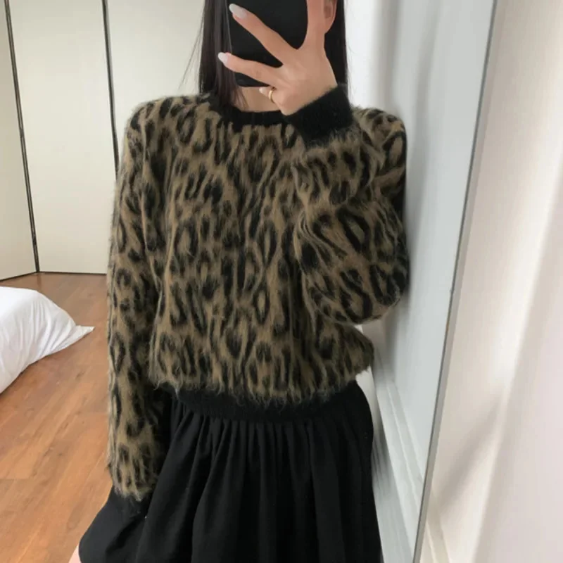 Leopard Print Knitted Sweater Cardigan Women Autumn Winter America Leopard Printed Sweater Cool Casual Round Neck Jacket Women