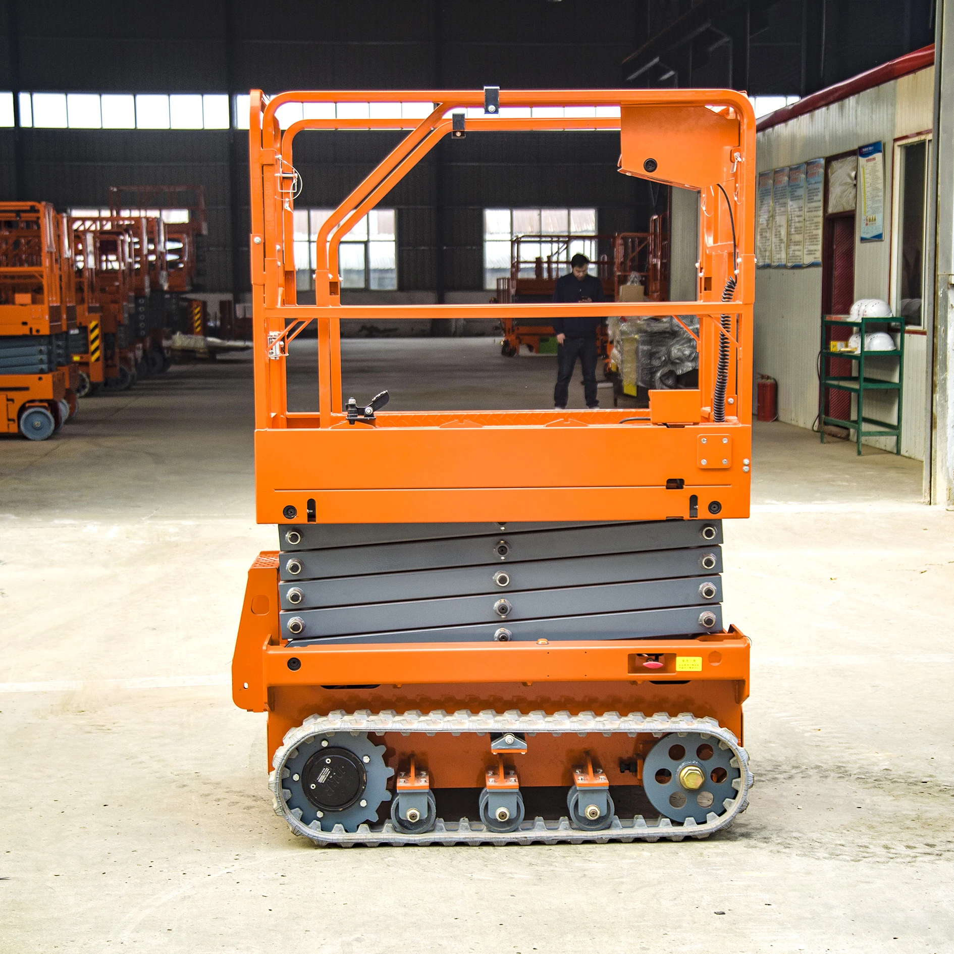 Most Popular 6m 8m 10m Electric Hydraulic Self Propelled Mobile Aerial Work Scissor Lift Track Crawler Lifting Platform