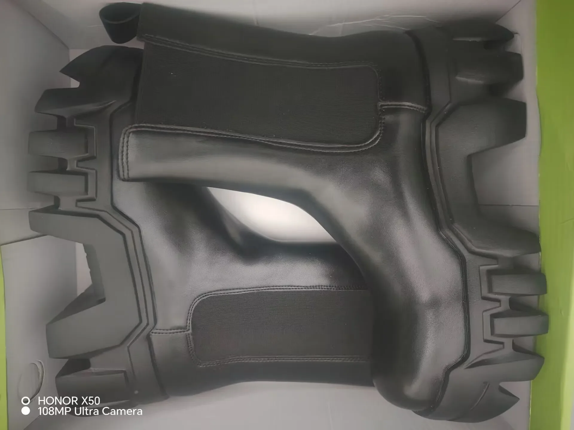 2025 Height Increase 8cm High-top Bulldozer Men's Platform Chelsea Boots Round Head Women's Locomotive Motorcycle Shoes Black