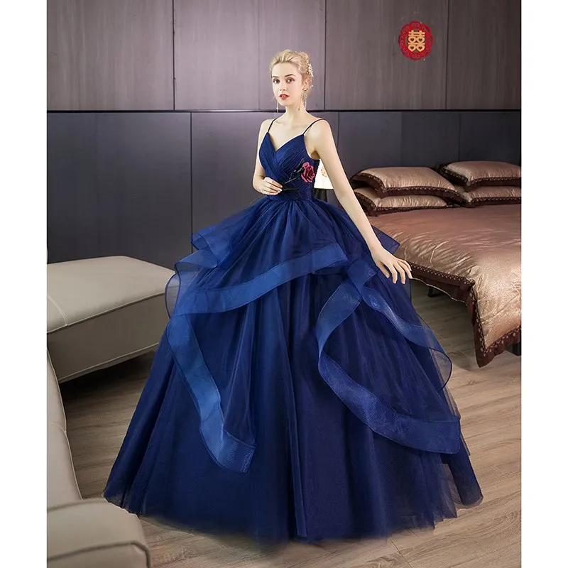   Azul quinceanera vestidos de luxo festa de formatura com decote em v vestido de baile elegante cinta de espaguete vestidos de 15 anos quinceanera personalizado