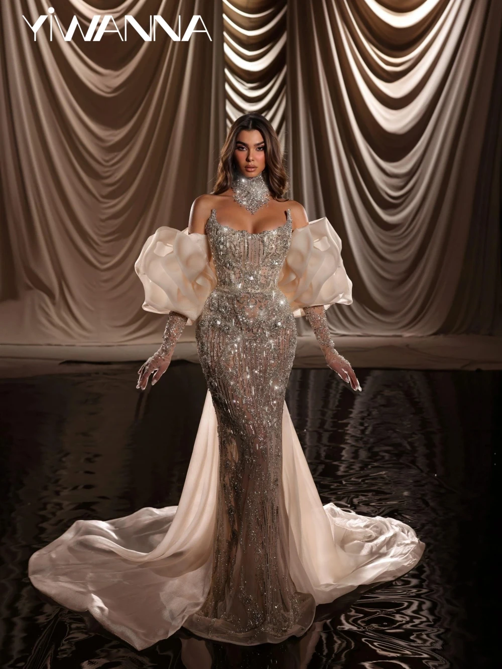 

Shimmering Embroidery Beaded Lace Wedding Dress Sexy Illusion Strapless Bridal Gown Customized Luxurious Dresses For Bride