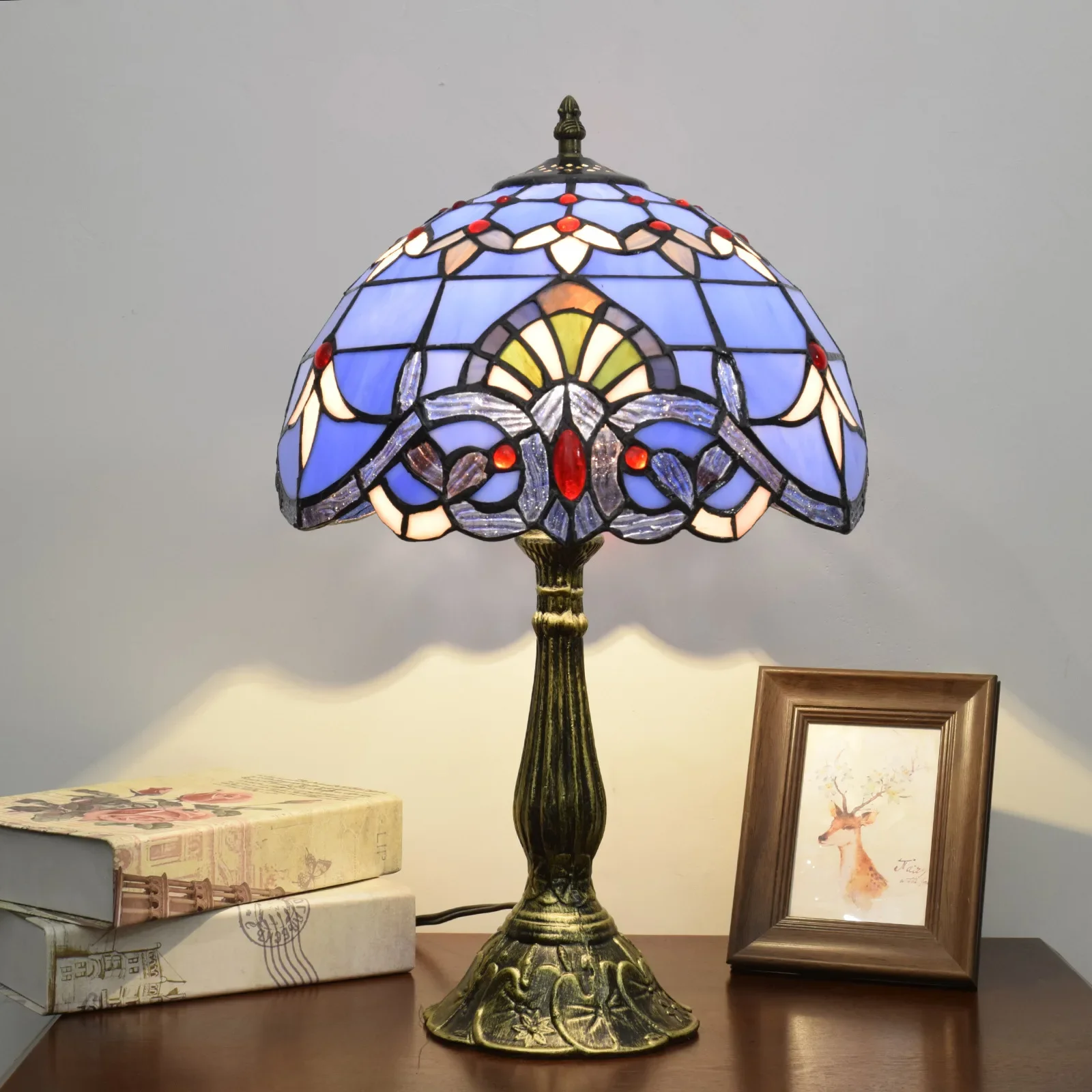 European Mediterranean Creative Blue Baroque American Retro Decoration Color Glass Lamp