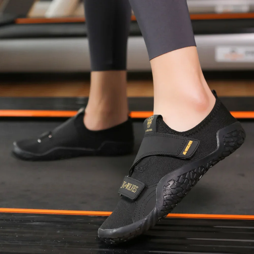 2024 nowe trampki do biegania kobiety mężczyźni buty sportowe buty do fitnessu w pomieszczeniach do biegania martwy ciąg joga miękkie dno obuwie