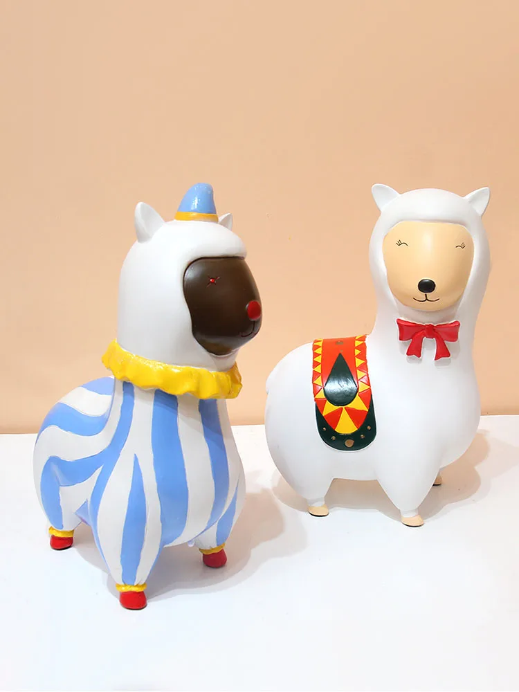 Home Decor Cartoon Alpaca Statue Home Accessories Kawaii Resin Sculpture Kawaii Room Decor Desk Accessorie Animal Figurines