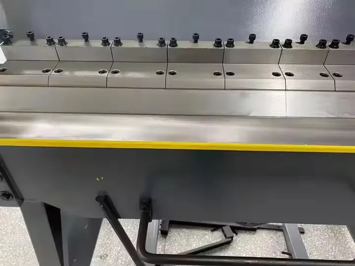 Cheap Price  Manual Folding Machine Folder Pan Break Instock Sheet Metal Folding Machine