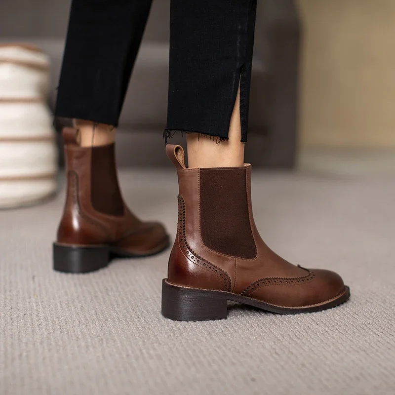 Winter/autumn Real Leather Chelsea Boots Retro Carved Women Boots Round Toe Ankle Boots British Style Women Shoes Zapatos Mujer