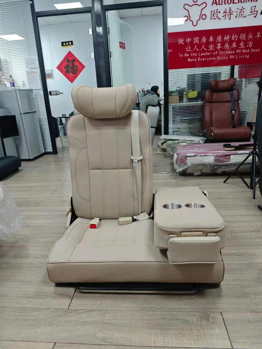 Divano Letto Pieghevole di Alt - Sofas recensione e prezzo
