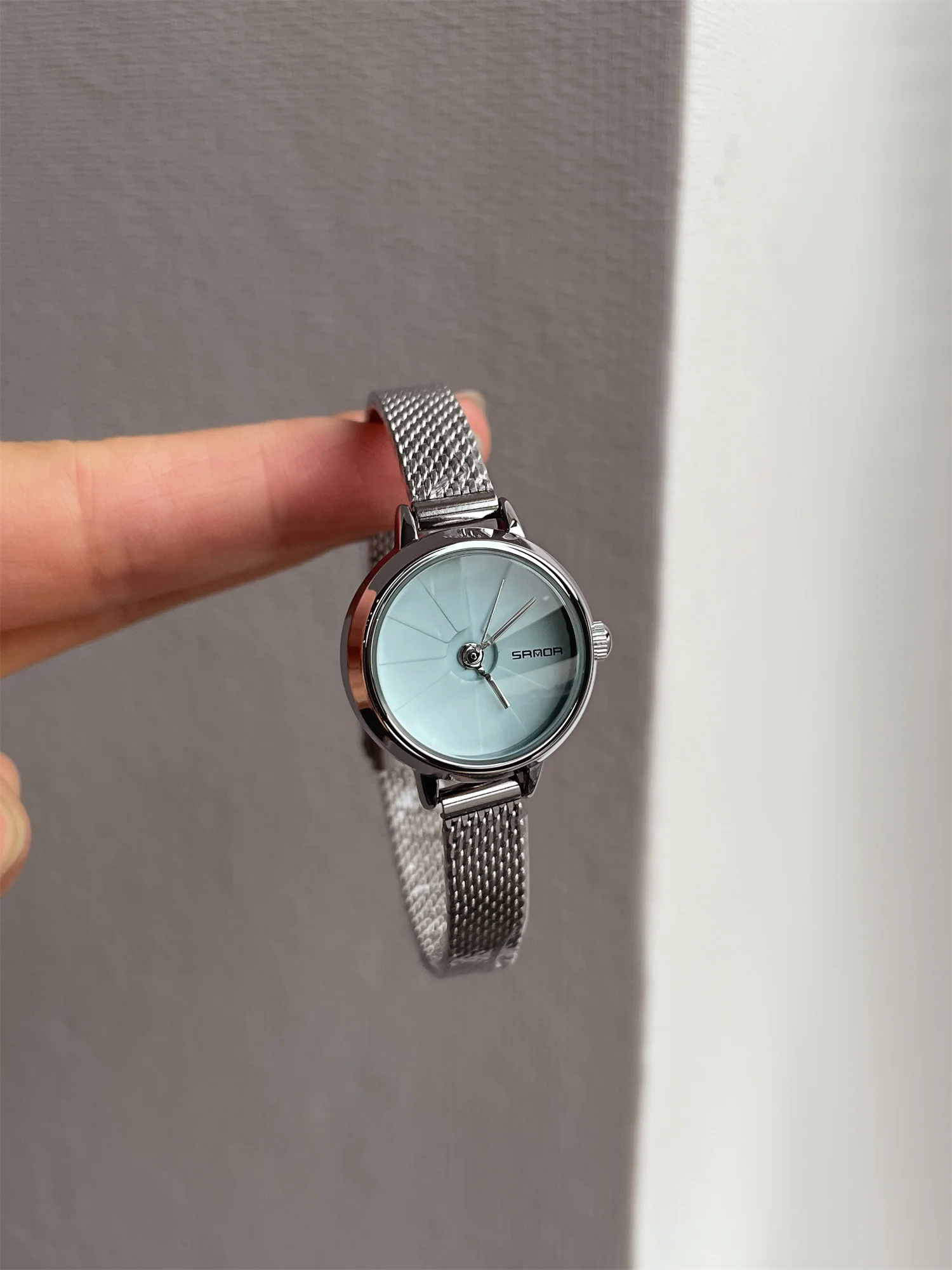 Fashion Workplace Watch Women's High Value Light Luxury Niche Women's Genuine New 2025 Waterproof Women's High-end Watch