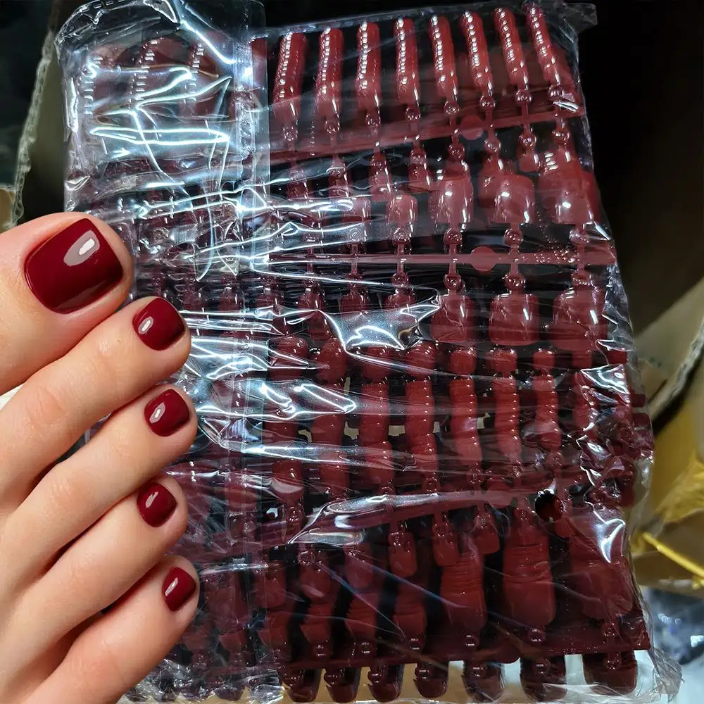 

144Pc Glossy Red Summer Fake Toenails Full Cover Press On Toenail Short Square False Toe Tip for Women Wedding Festival Manicure