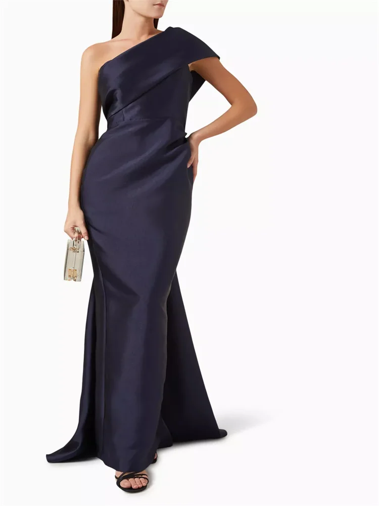 New Arrival One Shoulder Neckline Satin Straight Evening Dress Elegant Open Back Zipper Floor Length Sweep Train Gown For Women