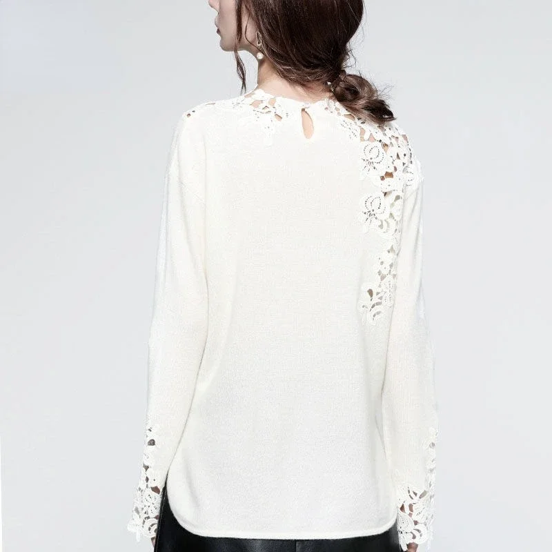 Women's Autumn Design Temperament T-shirt Wearing White Off-shoulder Top Fashion Embroidery Hollow-out Knitted Top Harajuku 2024