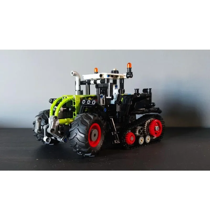 

MOC-130219 Urban Farm Small Agricultural Tractor Building Block Model, 660 Pieces, Birthday Toy Gift for Boys and Children