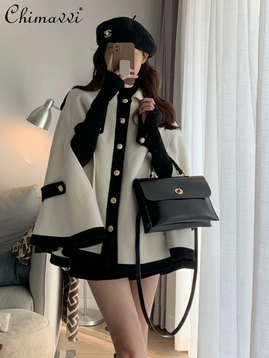 

High-End Cape Coat Women's 2024 Autumn and Winter New Hepburn Style Fashion Loose Cashmere French Elegant Short Jackets