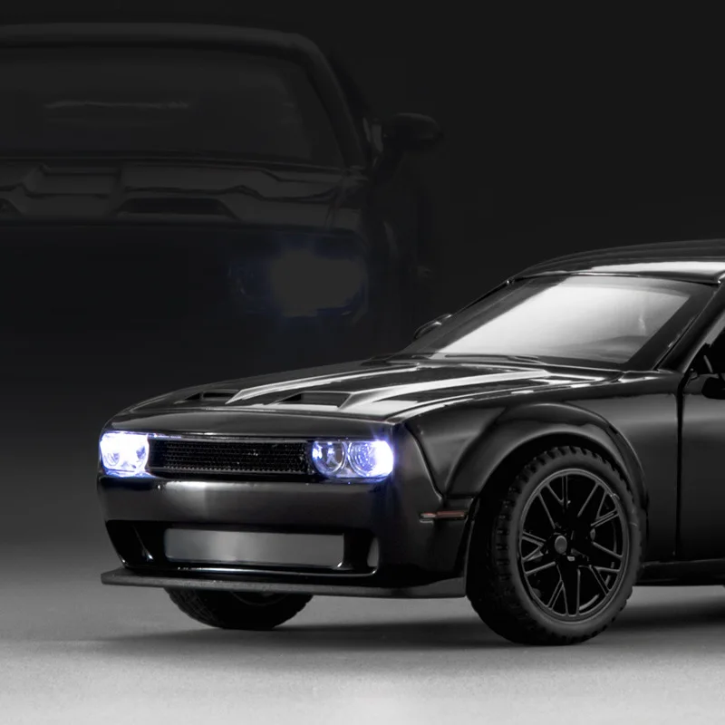 Hellcat – Super voiture de sport en alliage métallique moulé sous pression, modèle de voiture, son et lumière, Simulation de traction, décoration, 1:32