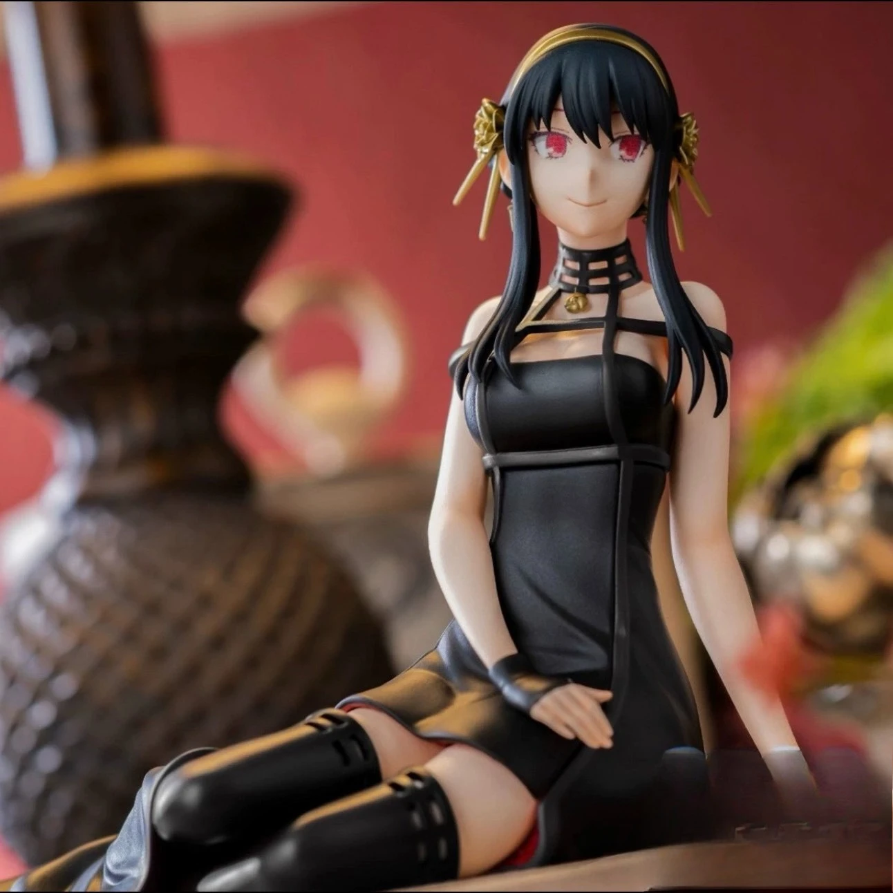 

Spy Family Yor Forger Action Figure Noodle Press Anime Figure Collectible Prize With Base Cute Desk Accessory Display Model Gift