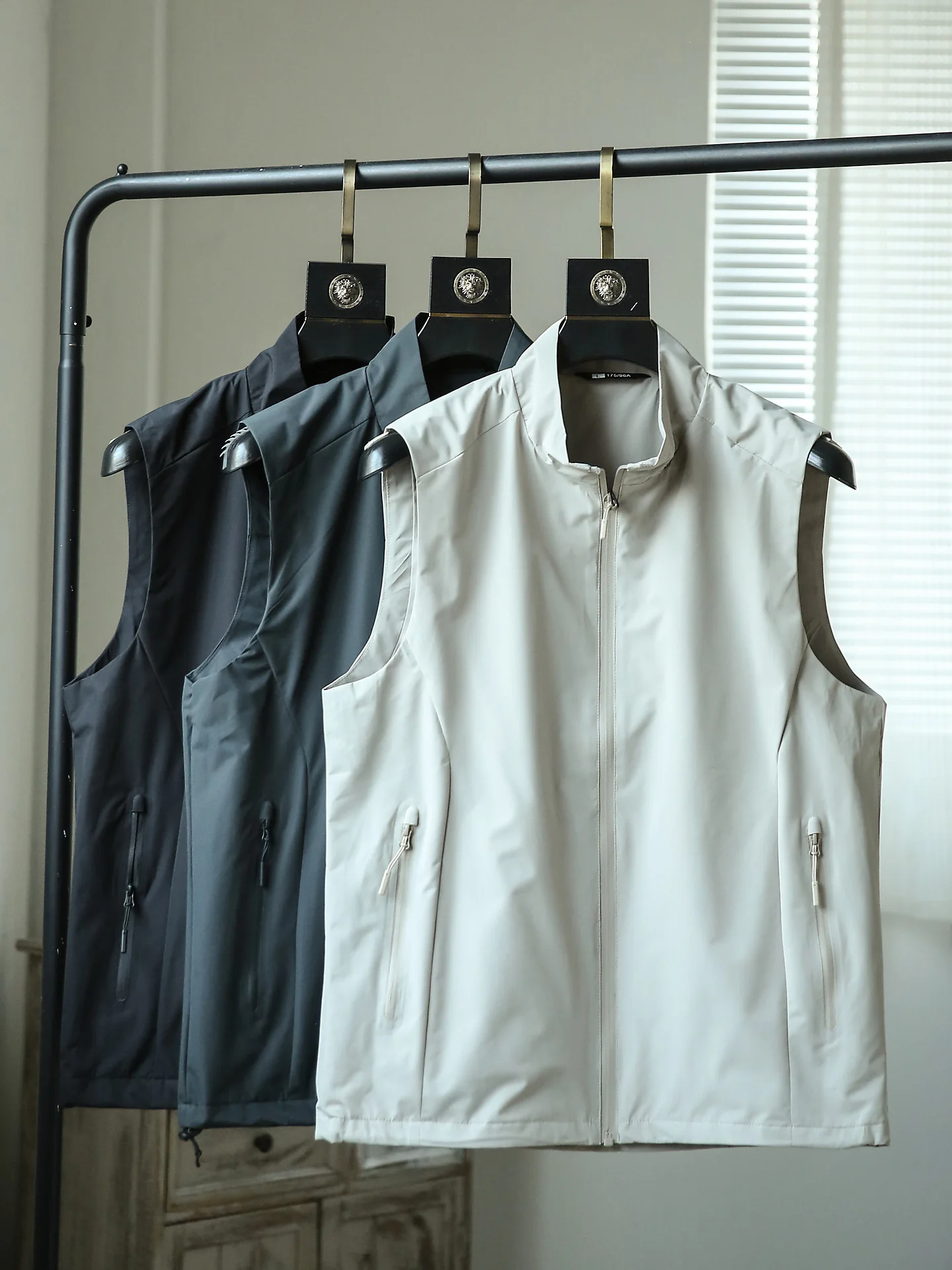 

Men's Outdoor Leisure Thin Fce Warm Stand Collar Vest Jaet Trendy Autumn New Sle Stand Fit Zipper Decoration Casual