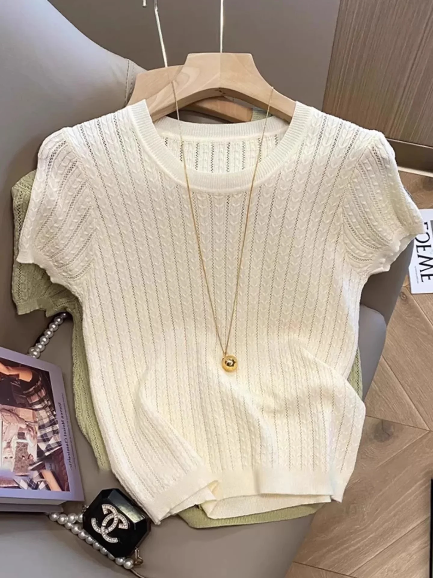 

Ele Summer Knitted ort Sve Hollow out Breathable Color T-irt Korean Sle Straight Cut Silk Women's Top