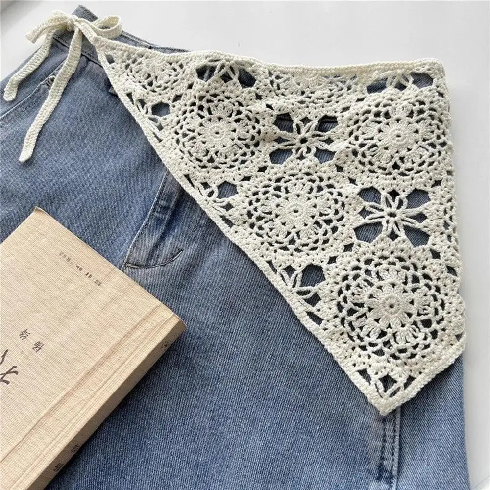 

Retro Handmade Crochet Hollow Triangle Headband French Pastoral Style Knitted Headscarf Summer Travel Literary Photo Hair Scarf