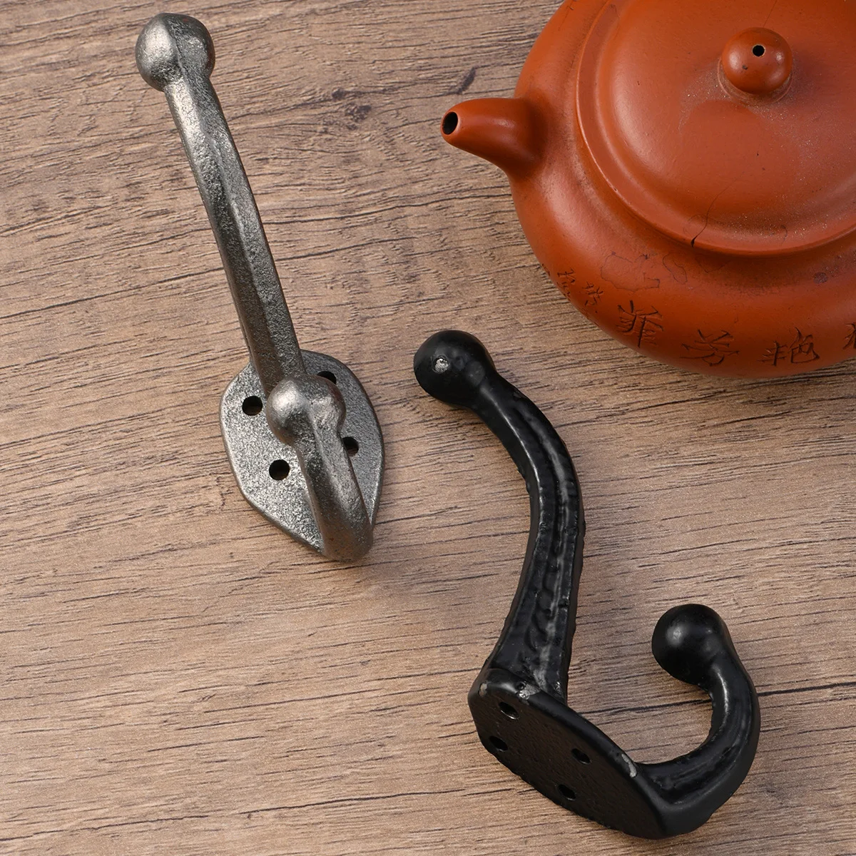 European industrial style clothes hook, cast iron door back hook, cast iron clothes and hat hook, retro iron decoration