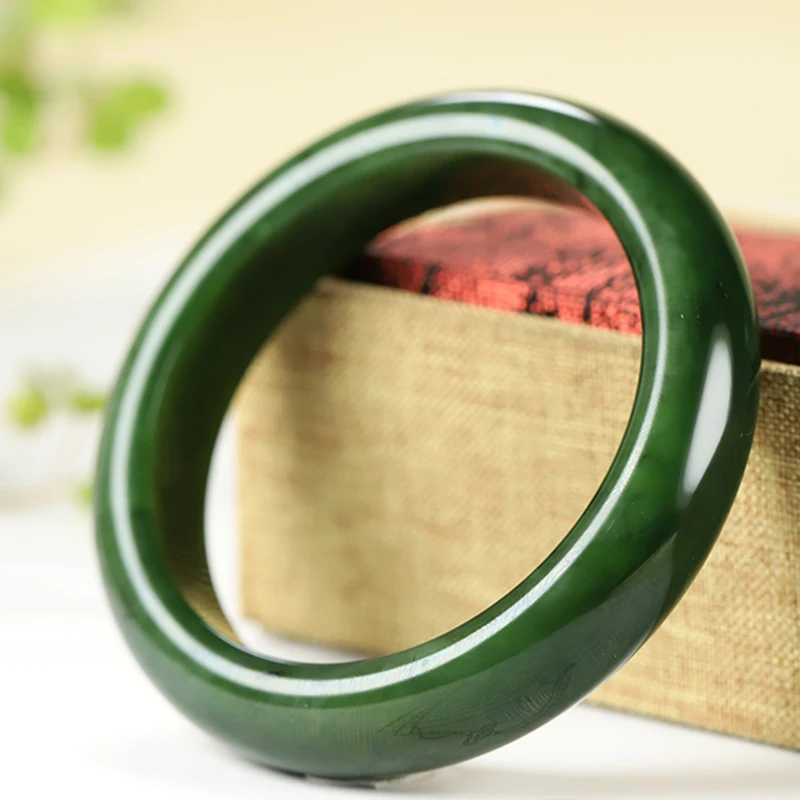 Old Pit Oil Moisturizing and Delicate Flat Bar Jade Spinach Green Bracelet