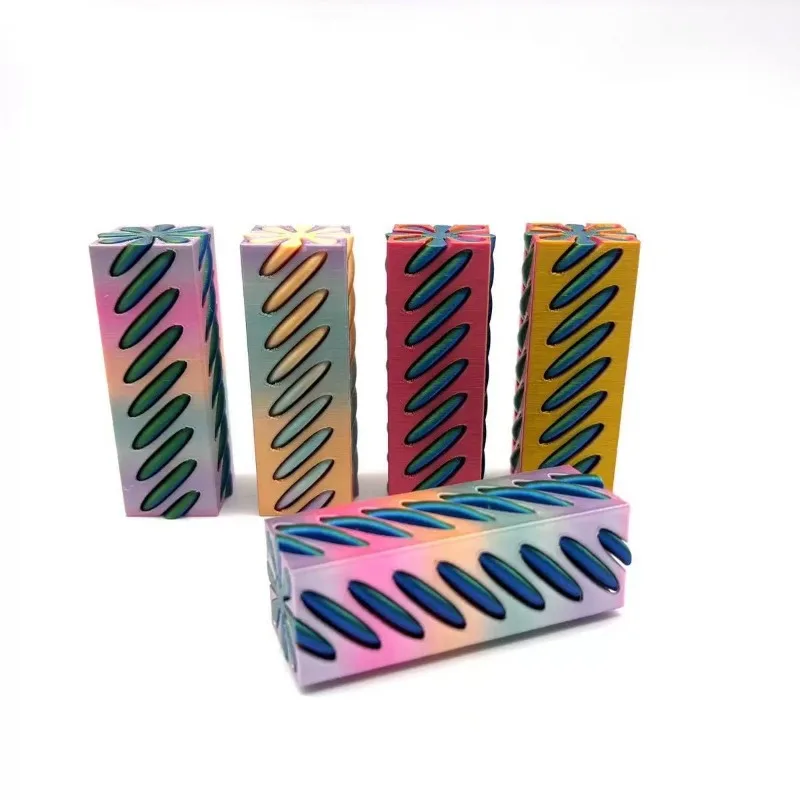 ثلاثية الأبعاد مطبوعة هرم مستحيل تمرير من خلال النحت عمود مربع اللولب المسمار تململ لعبة دوامة مخروط الضغط حلية #5